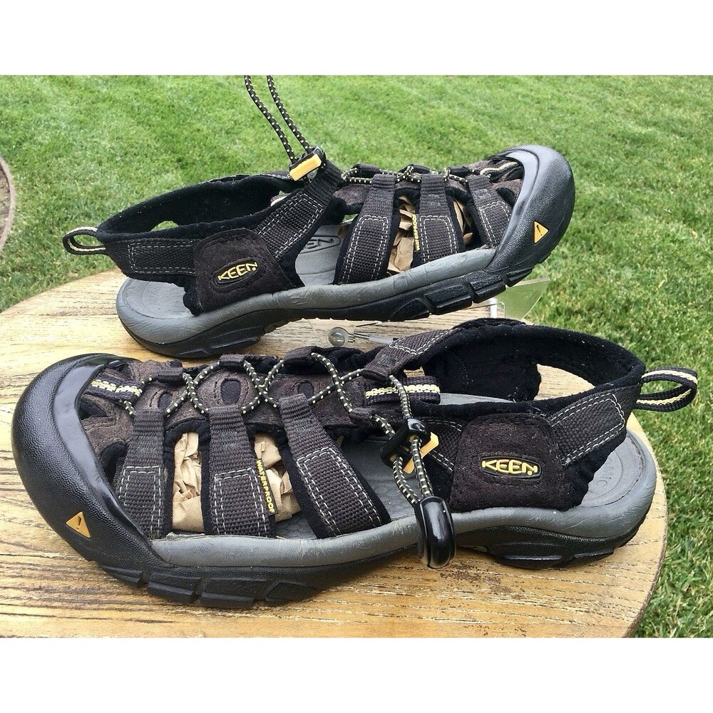 Keen Newport H2 EU 39.5 Black Waterproof Fisherman Sandals Womens 9 W Mens US 7